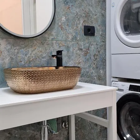 La Casa Allegra With Private Parking Space Apartment