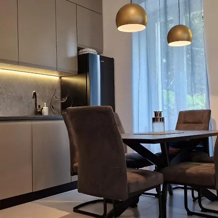 Apartment La Casa Allegra With Private Parking Space