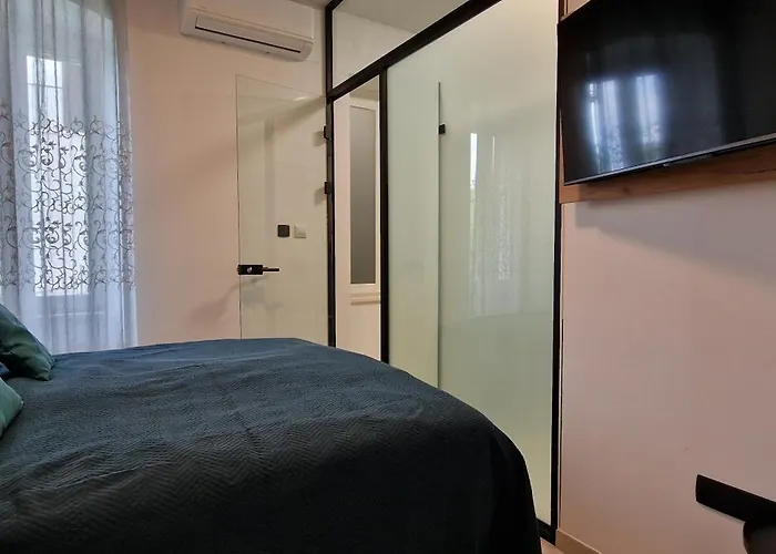 La Casa Allegra With Private Parking Space Apartman