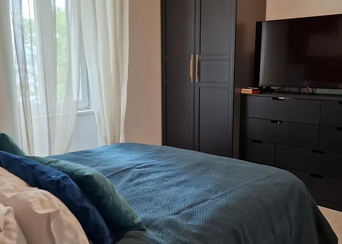 Apartman La Casa Allegra With Private Parking Space