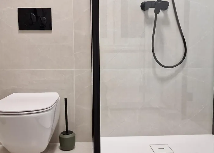 Apartament La Casa Allegra With Private Parking Space