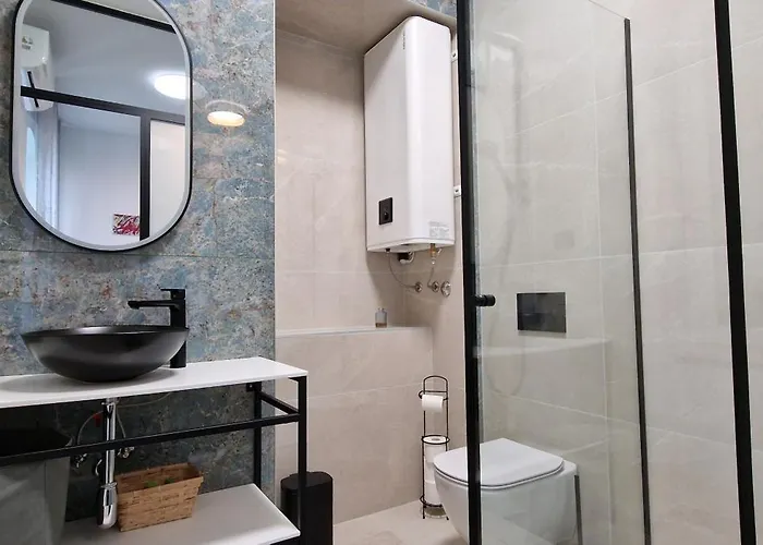 Apartament La Casa Allegra With Private Parking Space *