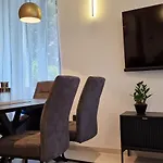 La Casa Allegra With Private Parking Space شقة *