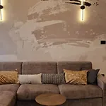 La Casa Allegra With Private Parking Space * أوباتيا